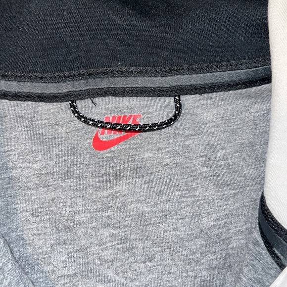 Nike Men NSW TECH Fleece Repel Windrunner Jacket 867658-07 - Picture 7 of 11